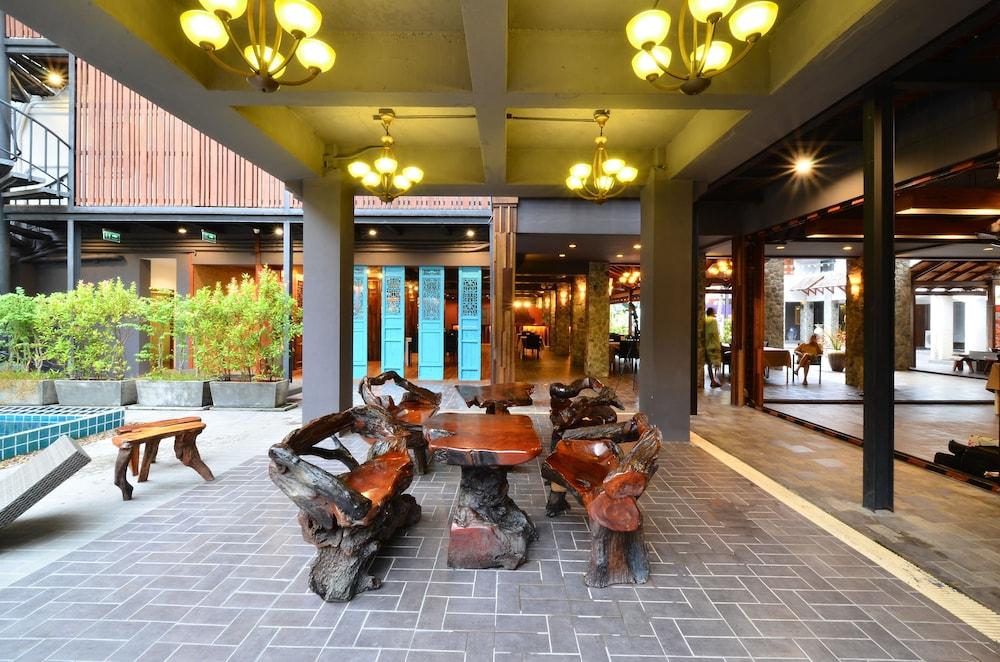 Lap Roi Karon Beachfront By Shanaya Exterior photo