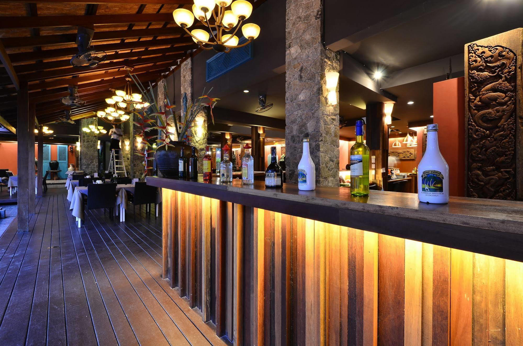 Lap Roi Karon Beachfront By Shanaya Exterior photo
