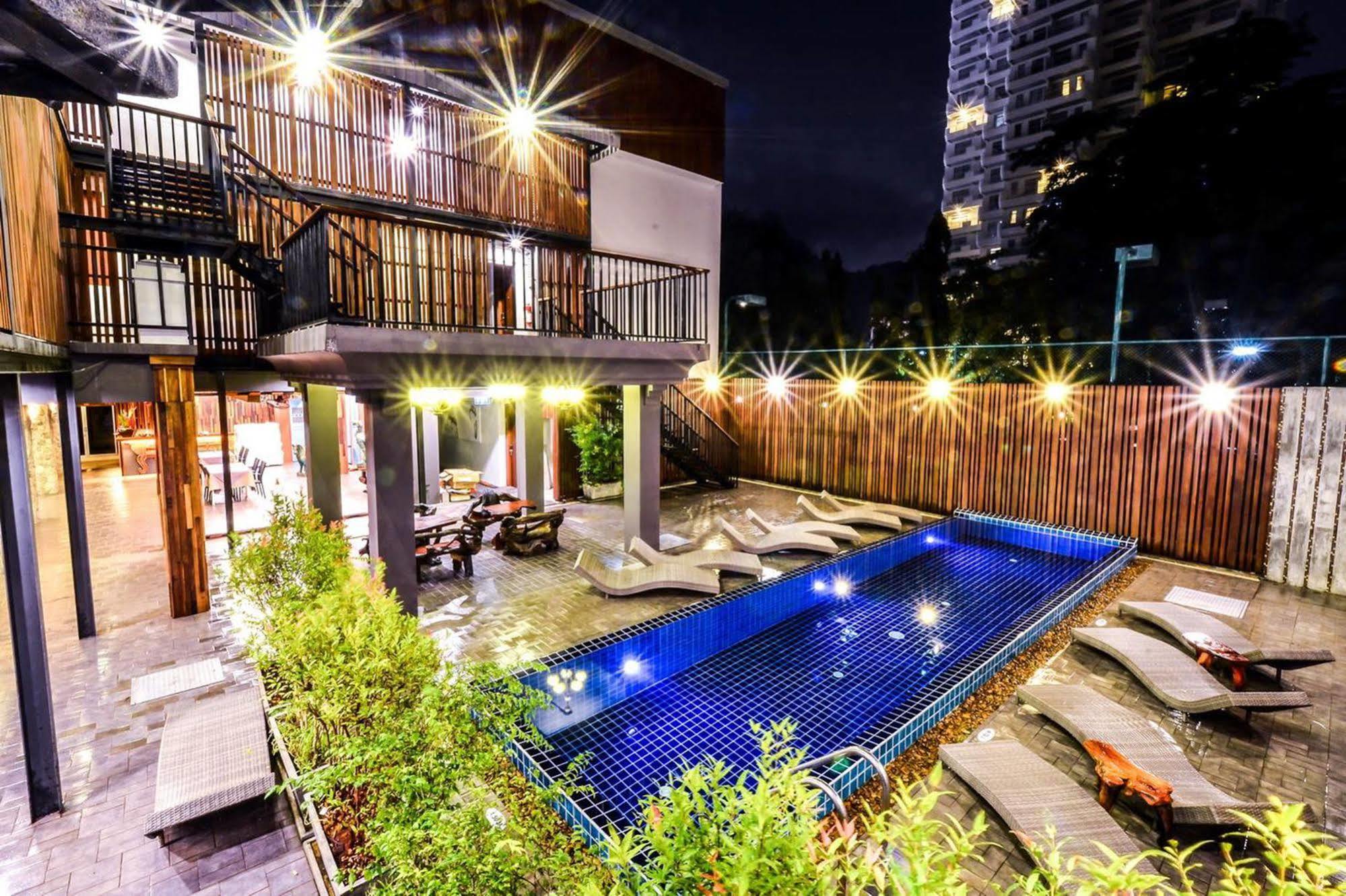Lap Roi Karon Beachfront By Shanaya Exterior photo